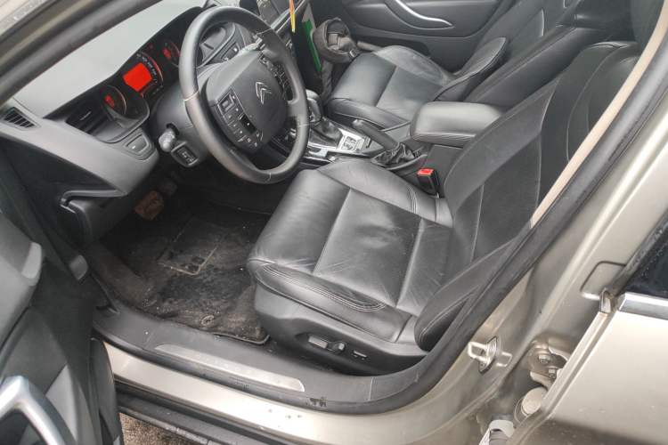 Used Citroen C5 2014 2.0L Automatic Luxury Edition Left Front Seat