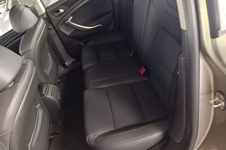 Used Citroen C5 2014 2.0L Automatic Luxury Edition Left Rear Seat