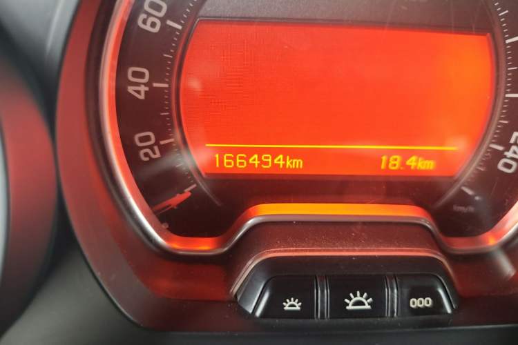 Used Citroen C5 2014 1.6T Automatic Luxury Model Odometer Close Up