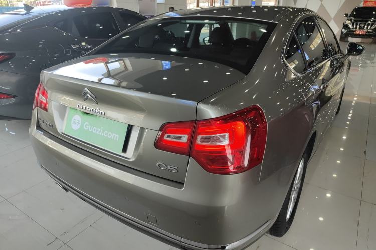 Used Citroen C5 2014 1.6T Automatic Luxury Model Rear