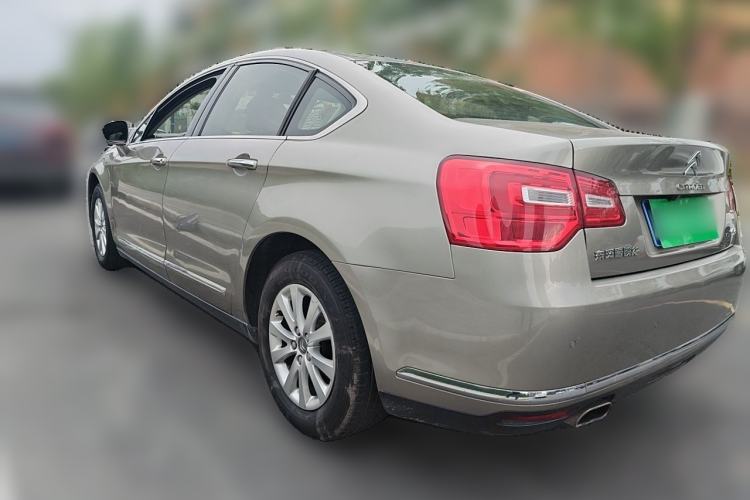 Used Citroen C5 2014 1.6T Automatic Luxury Model Rear Left 45 Deg
