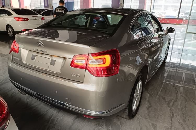 Used Citroen C5 2014 2.0L Automatic Luxury Edition Rear Right 45 Deg