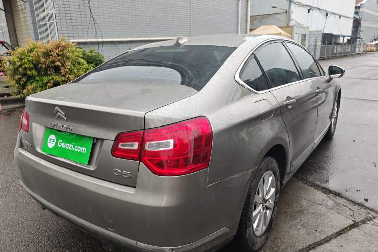 Used Citroen C5 2014 1.6T Automatic Luxury Model Rear Right 45 Deg
