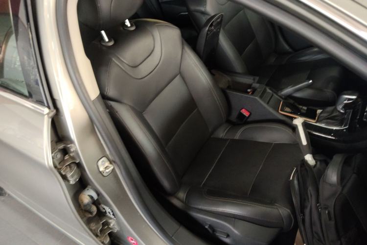 Used Citroen C5 2014 2.0L Automatic Luxury Edition Right Front Seat