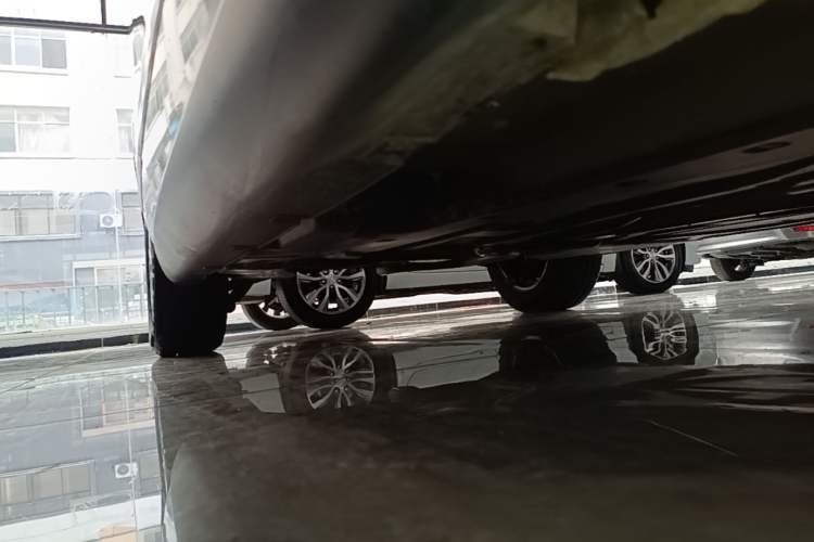 Used Citroen C5 2014 2.0L Automatic Luxury Edition Right Side Sill