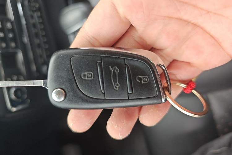 Used Citroen C5 2014 1.6T Automatic Luxury Model Vehicle Key