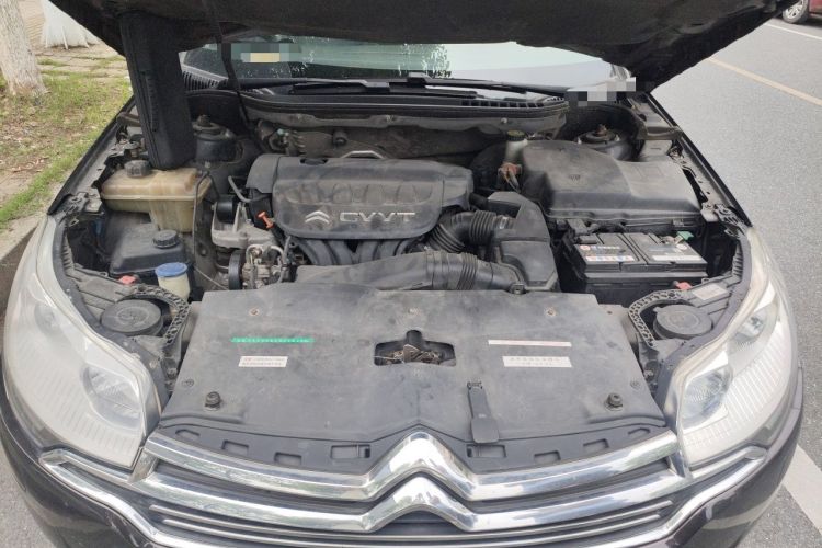 Used Citroen C5 2014 2.0L Automatic Luxury Edition Engine Bay