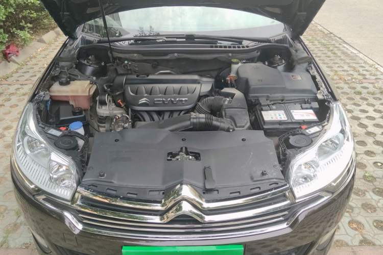 Used Citroen C5 2014 2.0L Automatic Luxury Edition Engine Bay