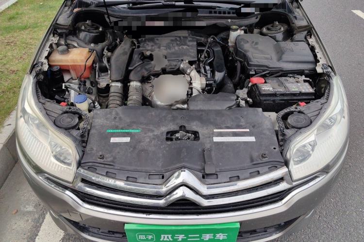 Used Citroen C5 2014 1.6T Automatic Luxury Model Engine Bay
