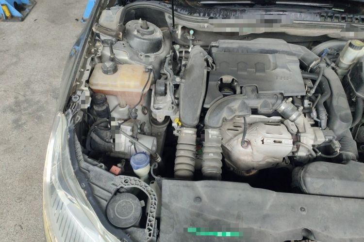 Used Citroen C5 2014 1.6T Automatic Luxury Model Engine Bay Right