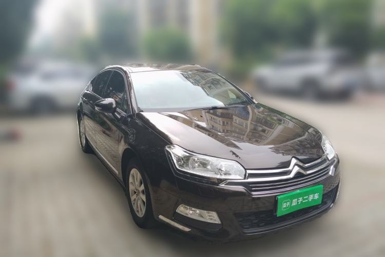 Used Citroen C5 2014 2.0L Automatic Luxury Edition Front Right 45 Deg