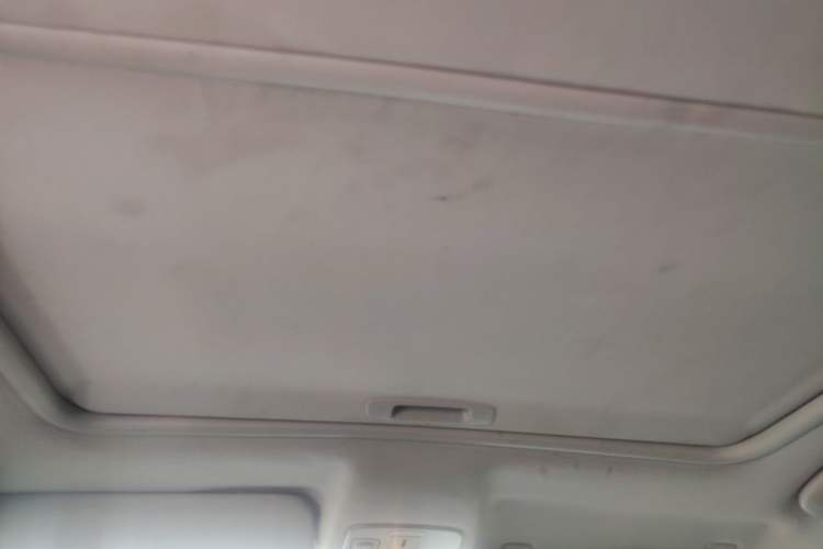 Used Citroen C5 2014 1.6T Automatic Luxury Model Headliner