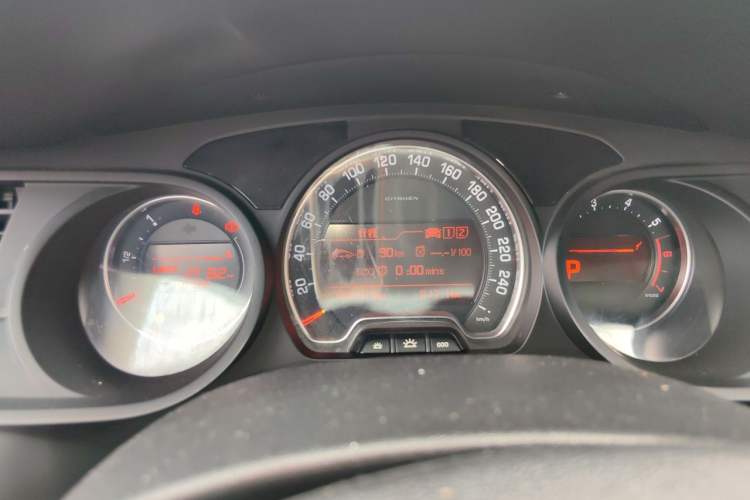 Used Citroen C5 2014 1.6T Automatic Luxury Model Instrument Cluster