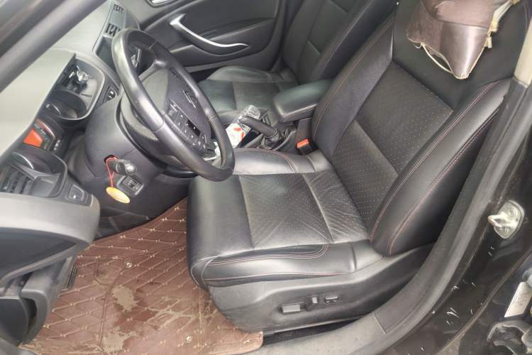 Used Citroen C5 2014 1.6T Automatic Luxury Model Left Front Seat