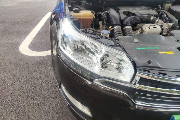 Used Citroen C5 2014 1.6T Automatic Luxury Model Right Front Headlight
