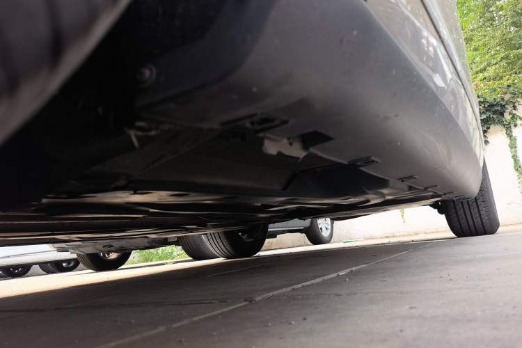 Used Citroen C5 2014 2.0L Automatic Luxury Edition Chassis Front Left