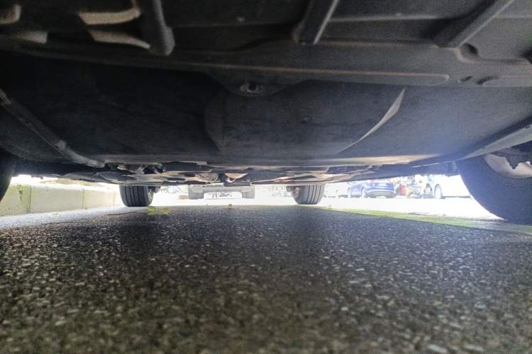 Used Citroen C5 2014 1.6T Automatic Luxury Model Chassis Front