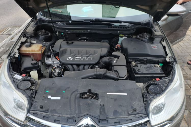Used Citroen C5 2014 2.0L Automatic Luxury Edition Engine Bay