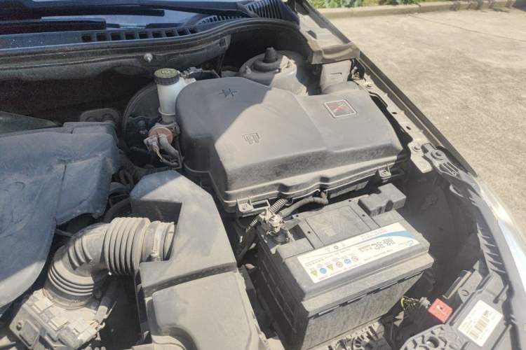 Used Citroen C5 2014 2.0L Automatic Luxury Edition Engine Bay Left