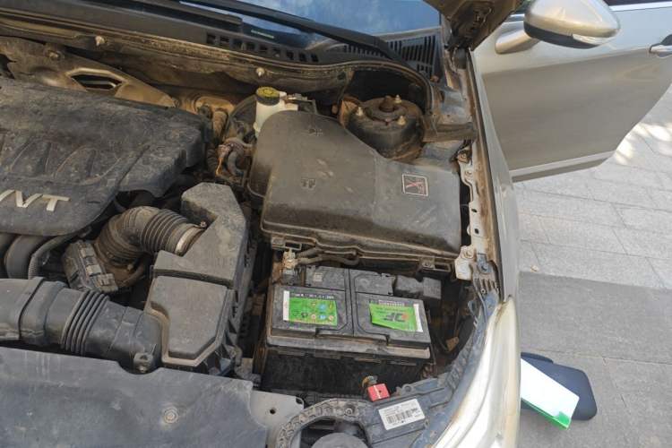Used Citroen C5 2014 2.0L Automatic Luxury Edition Engine Bay Left