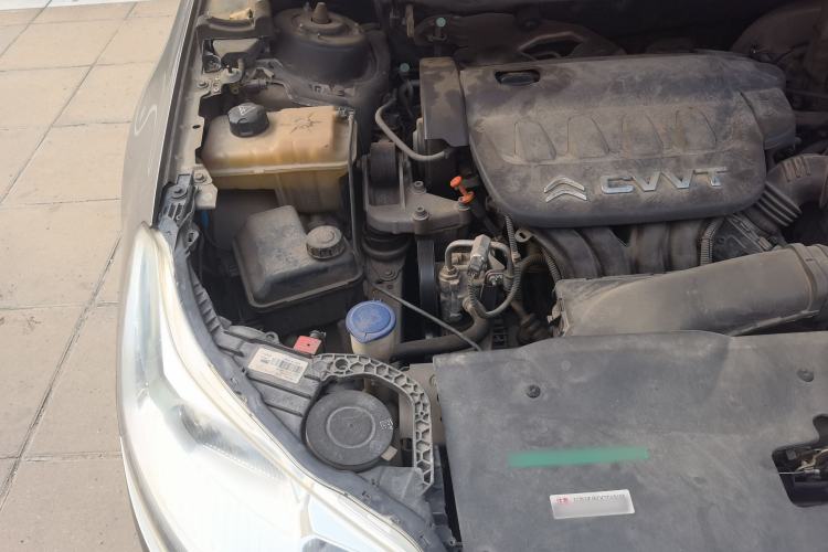 Used Citroen C5 2014 2.0L Automatic Luxury Edition Engine Bay Right