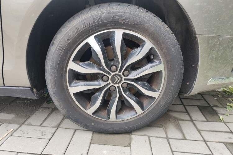 Used Citroen C5 2014 1.6T Automatic Prestige Model Exterior 1