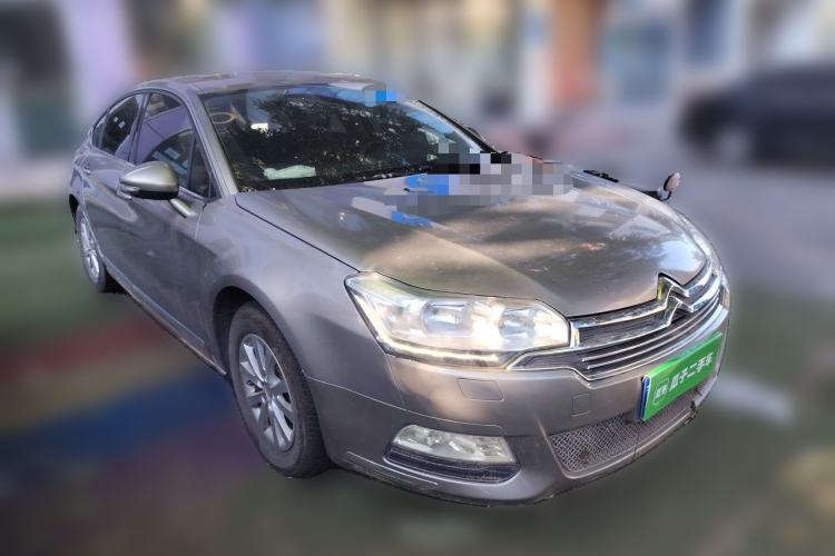 Used Citroen C5 2014 2.0L Automatic Luxury Edition Front Right 45 Deg