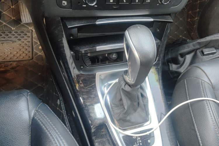 Used Citroen C5 2014 2.0L Automatic Luxury Edition Gear Lever