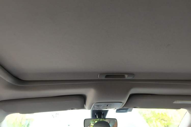 Used Citroen C5 2014 1.6T Automatic Luxury Model Headliner