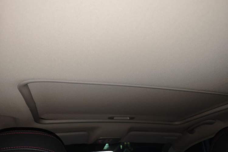 Used Citroen C5 2014 1.6T Automatic Luxury Model Headliner