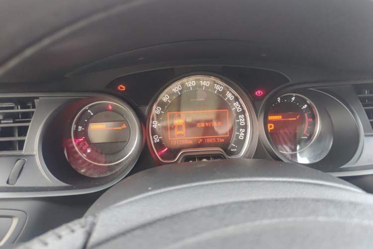 Used Citroen C5 2014 2.0L Automatic Luxury Edition Instrument Cluster
