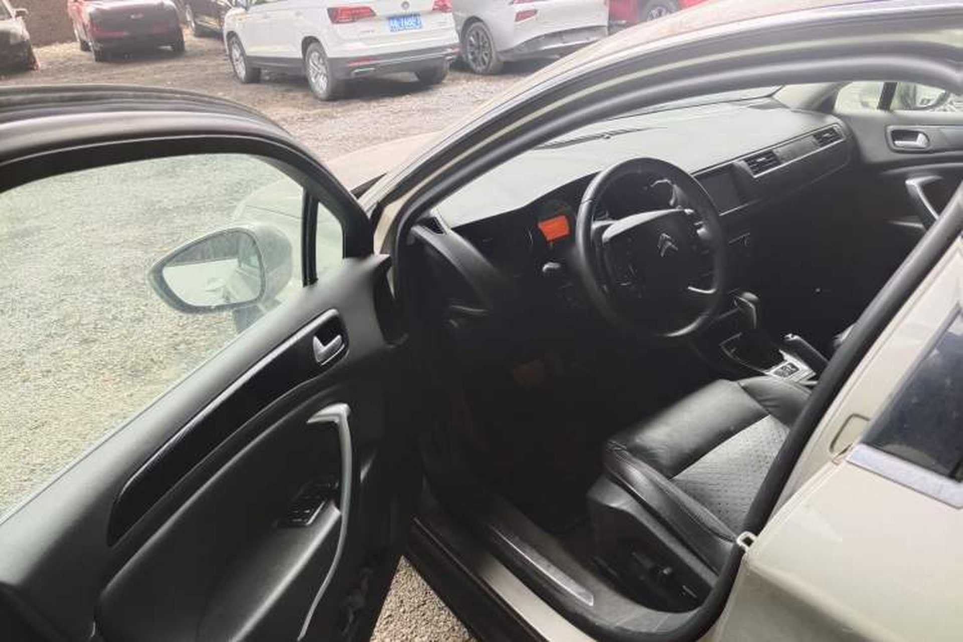 Used Citroen C5 2014 1.6T Automatic Luxury Model Left Front Seat