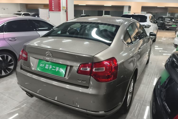 Used Citroen C5 2014 1.6T Automatic Luxury Model Rear Right 45 Deg