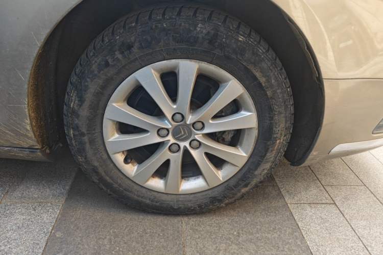 Used Citroen C5 2014 2.0L Automatic Luxury Edition Right Front Wheel Hub