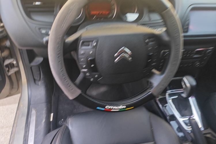 Used Citroen C5 2014 2.0L Automatic Luxury Edition Steering Wheel