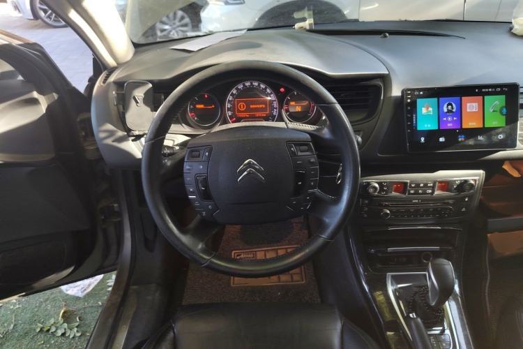 Used Citroen C5 2014 2.0L Automatic Luxury Edition Steering Wheel