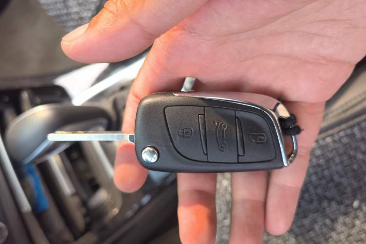 Used Citroen C5 2014 2.0L Automatic Luxury Edition Vehicle Key