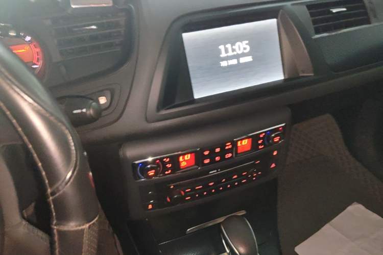 Used Citroen C5 2014 1.6T Automatic Luxury Model Audio And AC Panel