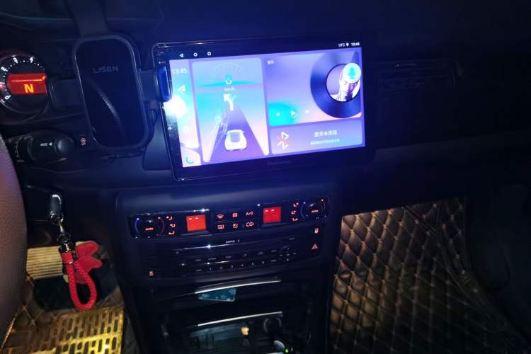 Used Citroen C5 2014 1.6T Automatic Luxury Model Audio And AC Panel