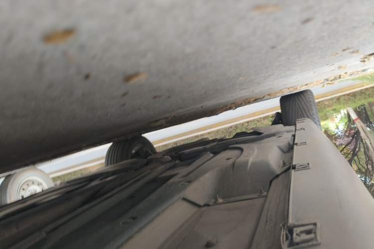 Used Citroen C5 2014 2.3L Automatic Luxury Version Chassis Front Right