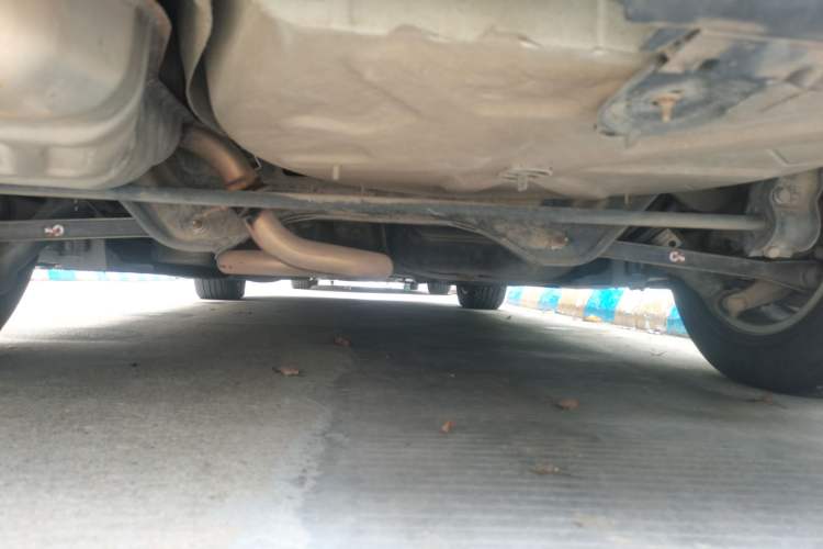 Used Citroen C5 2014 2.0L Automatic Zunyue Model Chassis Rear