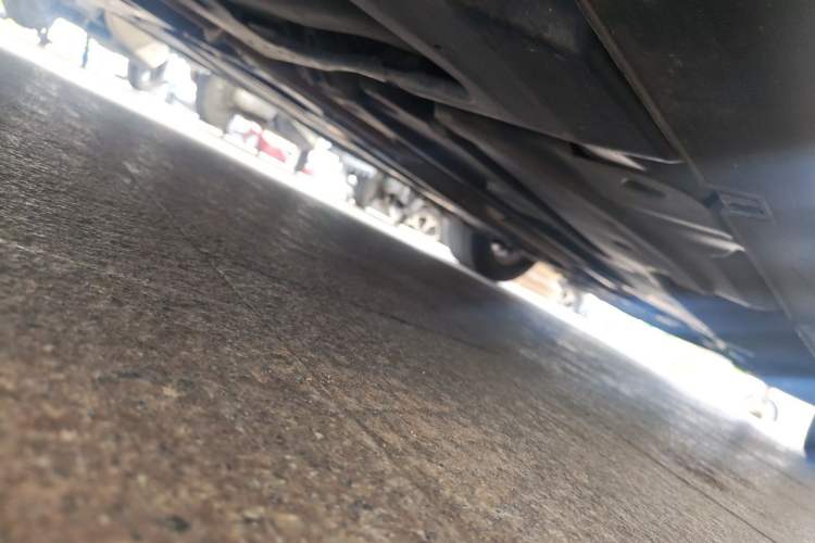 Used Citroen C5 2014 1.6T Automatic Luxury Model Chassis Rear Right