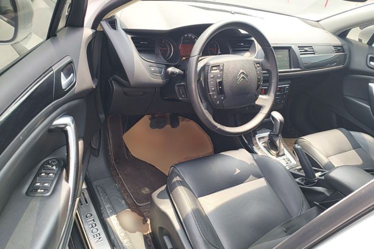 Used Citroen C5 2014 2.0L Automatic Luxury Edition Driver Seat