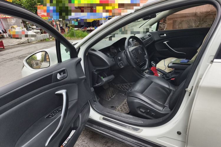 Used Citroen C5 2014 1.6T Automatic Luxury Model Driver Seat