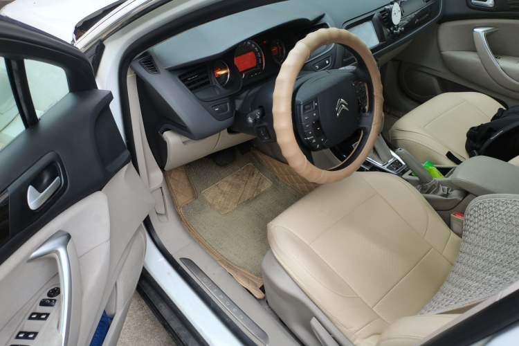 Used Citroen C5 2014 2.0L Automatic Zunyue Model Driver Seat
