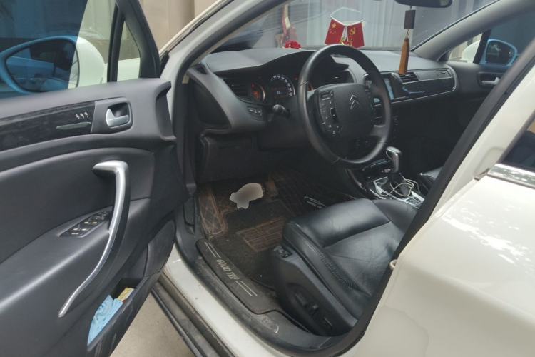Used Citroen C5 2014 2.3L Automatic Luxury Version Driver Seat
