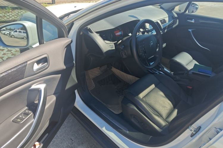 Used Citroen C5 2014 2.0L Automatic Luxury Edition Driver Seat