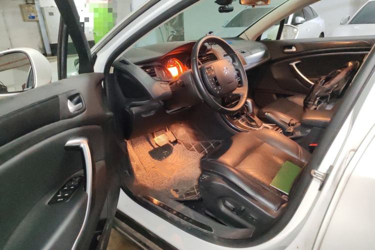 Used Citroen C5 2014 1.6T Automatic Prestige Model Driver Seat