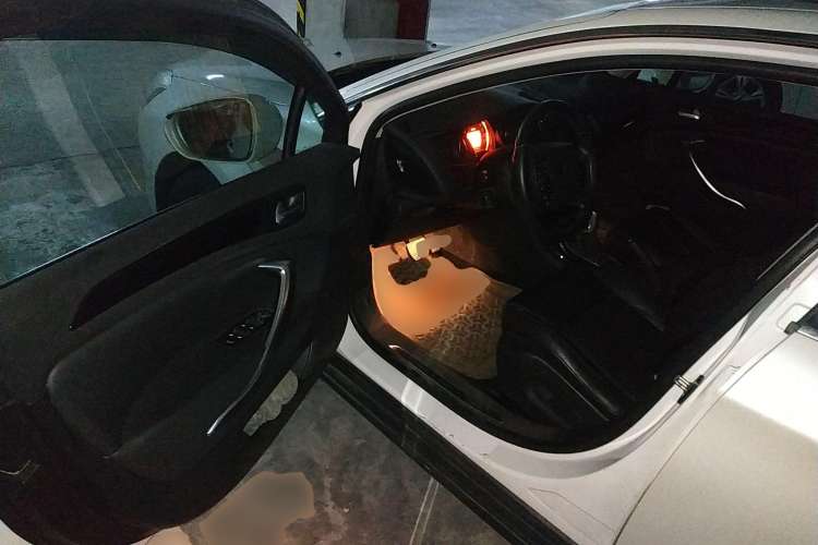 Used Citroen C5 2014 2.0L Automatic Luxury Edition Driver Seat