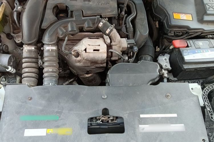 Used Citroen C5 2014 1.6T Automatic Luxury Model Engine Bay